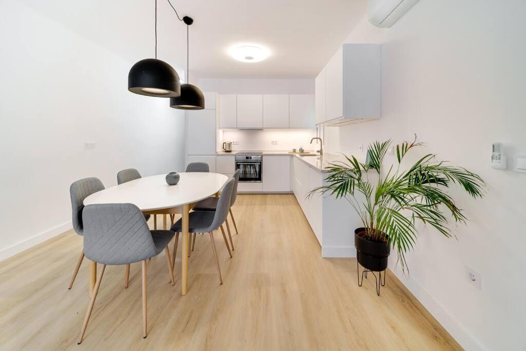 Esplendido Apartamento En El Centro มาลากา ภายนอก รูปภาพ